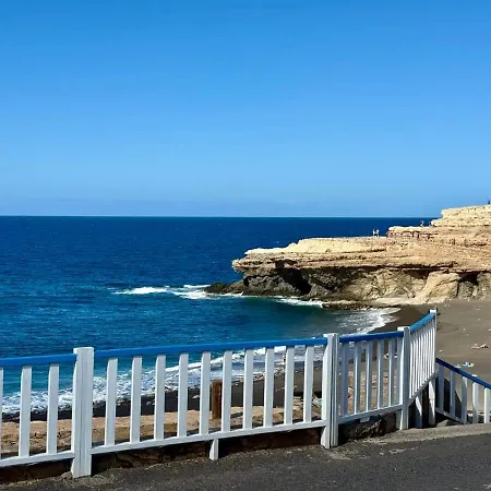 House On The Wifi Fuerteventura بيت للعطل *